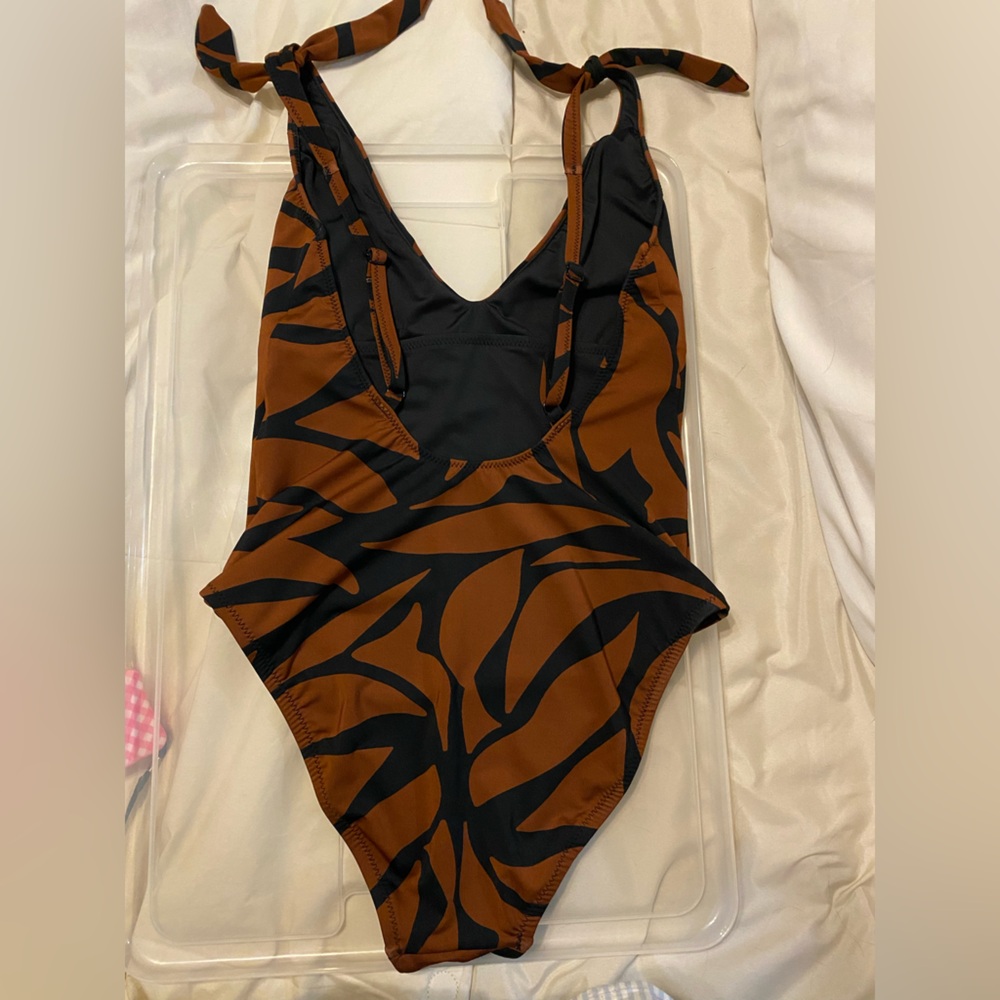 NWOT Sanctuary Black and Brown Patterned Bodysuit - Picture 4 of 6